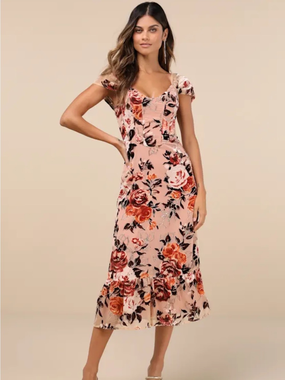 Lulu's Blush Peach Floral Sweetheart Midi Dress